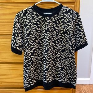 3 for $15 💛 Cathy Daniels sweater